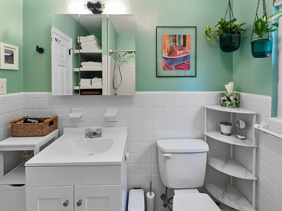 Casita Theresa- 5 Min To Downtown 15 Min To * Charleston