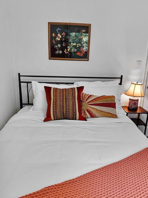 Casita Theresa- 5 Min To Downtown 15 Min To